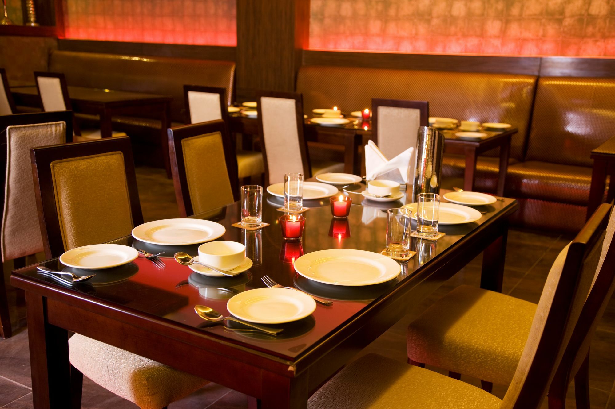 Eddison Hotel Gurgaon Exterior photo